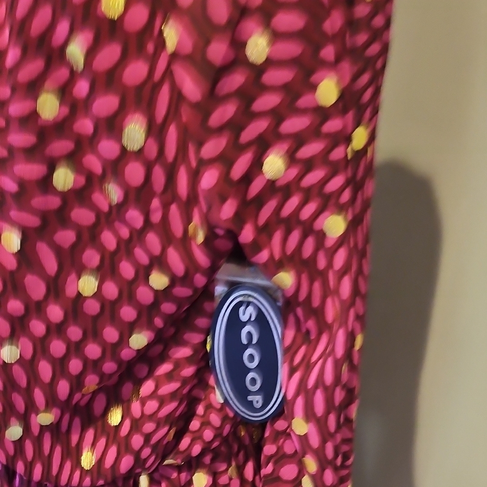 Scoop NYC Fuchsia and Gold Long Sleeve Dress - Picture 4 of 5